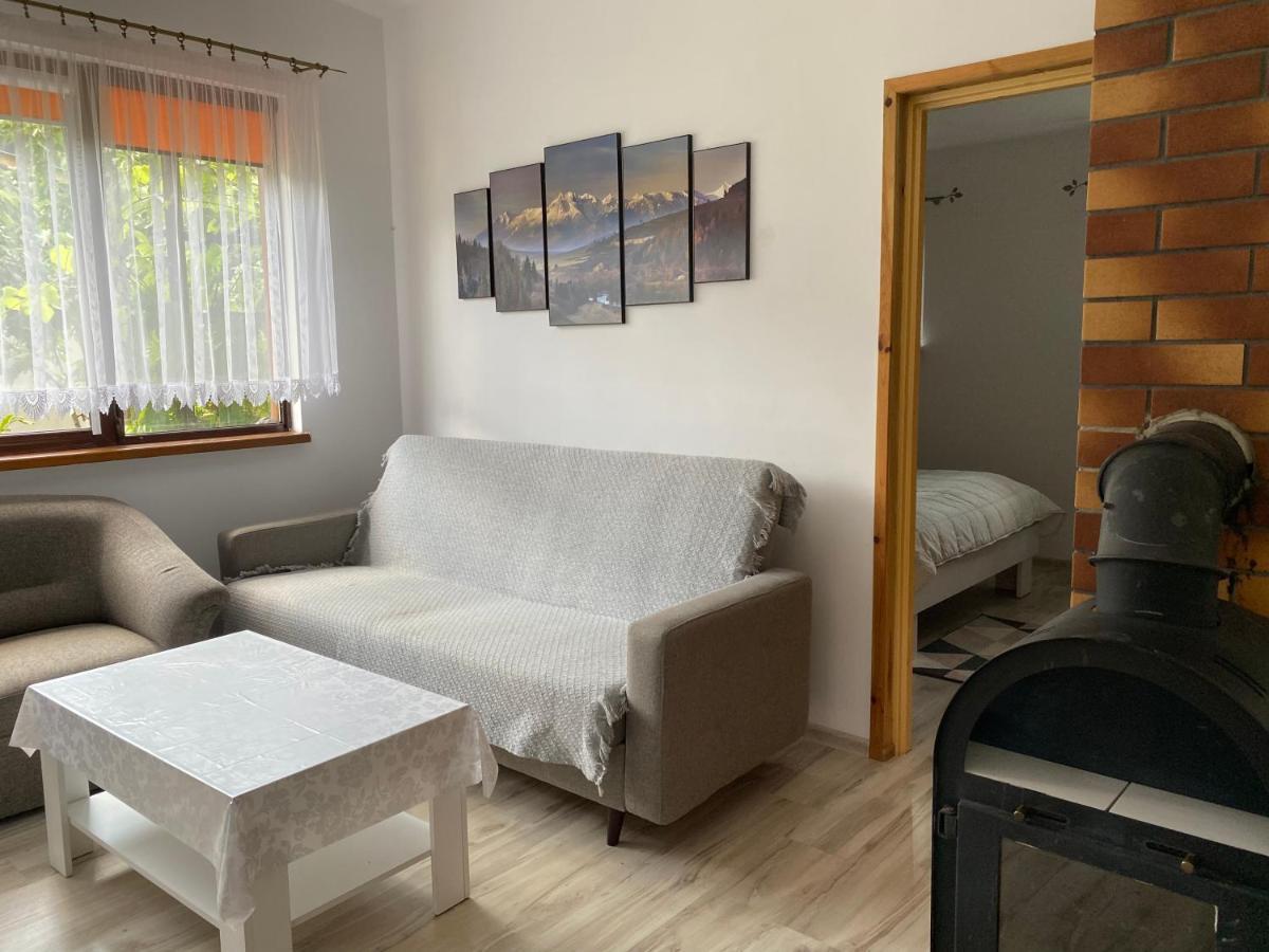 Domek Letniskowy Nad Jeziorem Wiejskim Lakie Buitenkant foto
